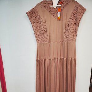 stunning maple and cliff maxi dress, beautiful crochetace detail by shoulder